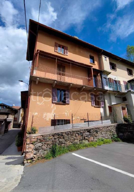 appartamento in vendita a Valganna in zona Ganna