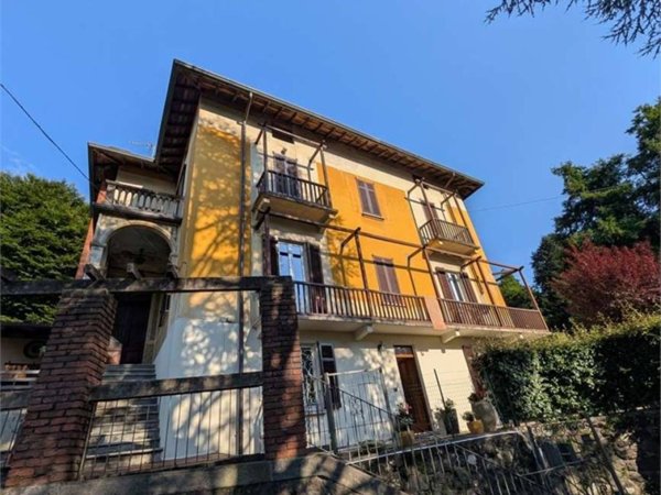 appartamento in vendita a Valganna