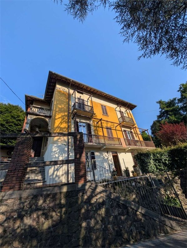 appartamento in vendita a Valganna