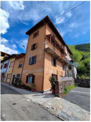 appartamento in vendita a Valganna in zona Ganna