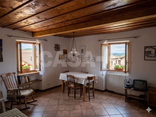 appartamento in vendita a Valganna in zona Boarezzo