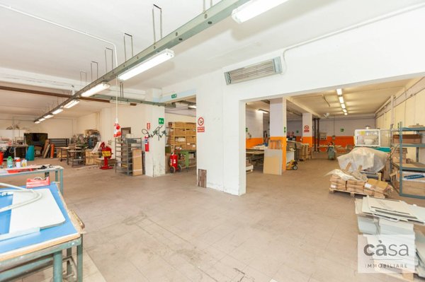 casa indipendente in vendita a Valganna