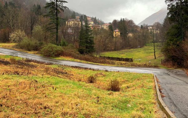 terreno edificabile in vendita a Valganna