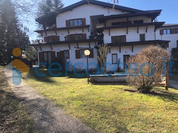 appartamento in vendita a Valganna in zona Ghirla