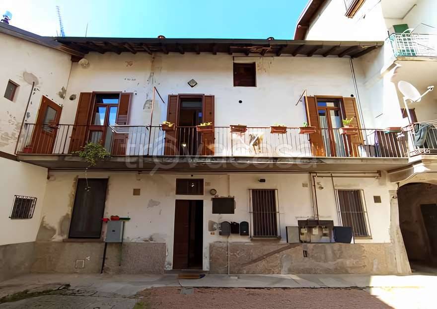 appartamento in vendita a Valganna in zona Ganna