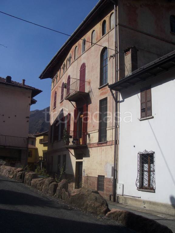appartamento in vendita a Valganna in zona Ganna