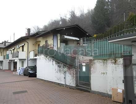 appartamento in vendita a Valganna in zona Ganna