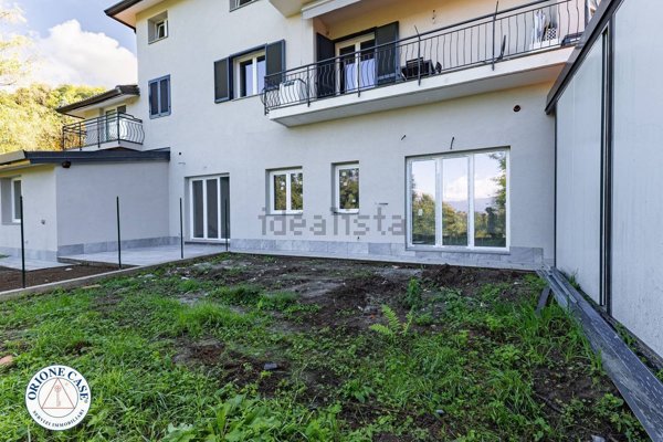 appartamento in vendita a Valganna in zona Ghirla