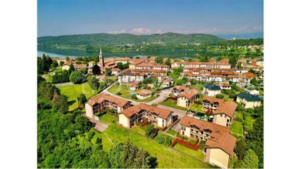 appartamento in vendita a Varano Borghi