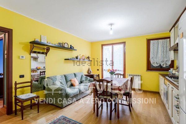 appartamento in vendita a Varano Borghi