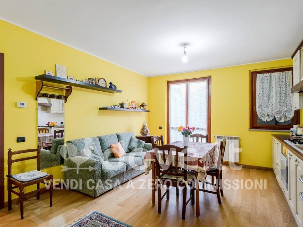 appartamento in vendita a Varano Borghi