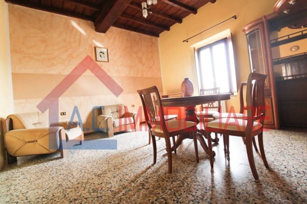 appartamento in vendita a Varano Borghi