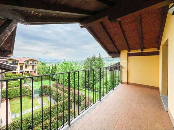 appartamento in vendita a Varano Borghi