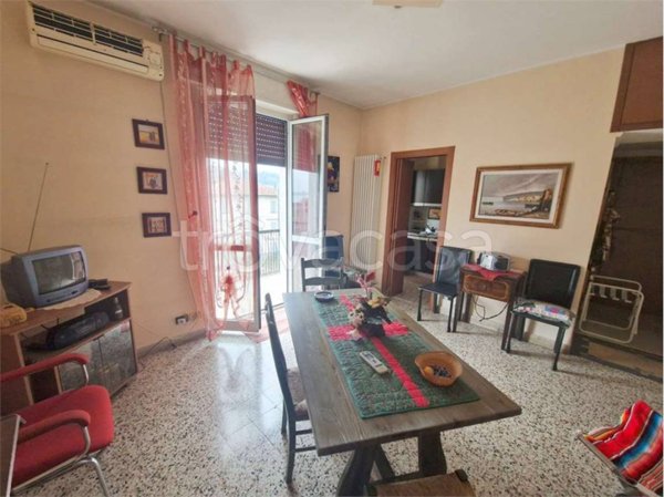appartamento in vendita a Varano Borghi