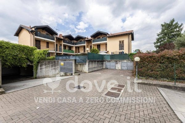 appartamento in vendita a Varano Borghi