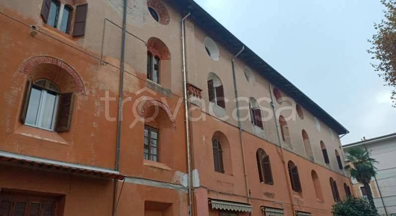 appartamento in vendita a Varano Borghi