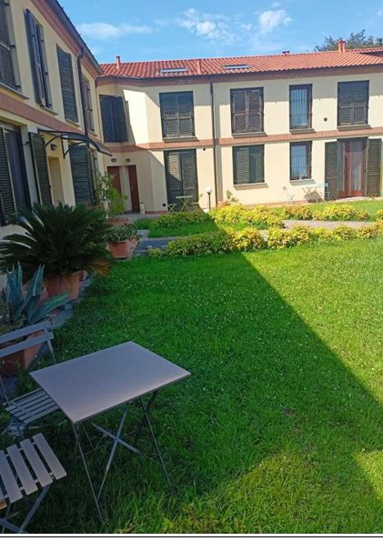 casa indipendente in vendita a Varano Borghi