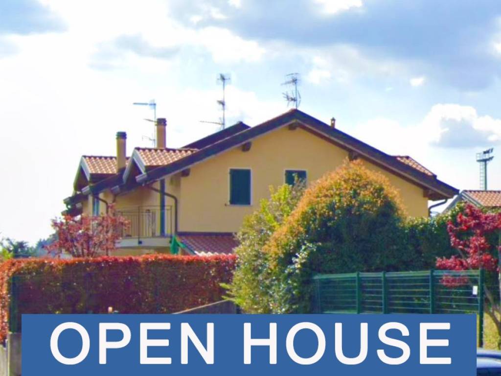 casa indipendente in vendita a Varano Borghi