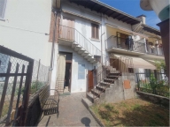 appartamento in vendita a Varano Borghi