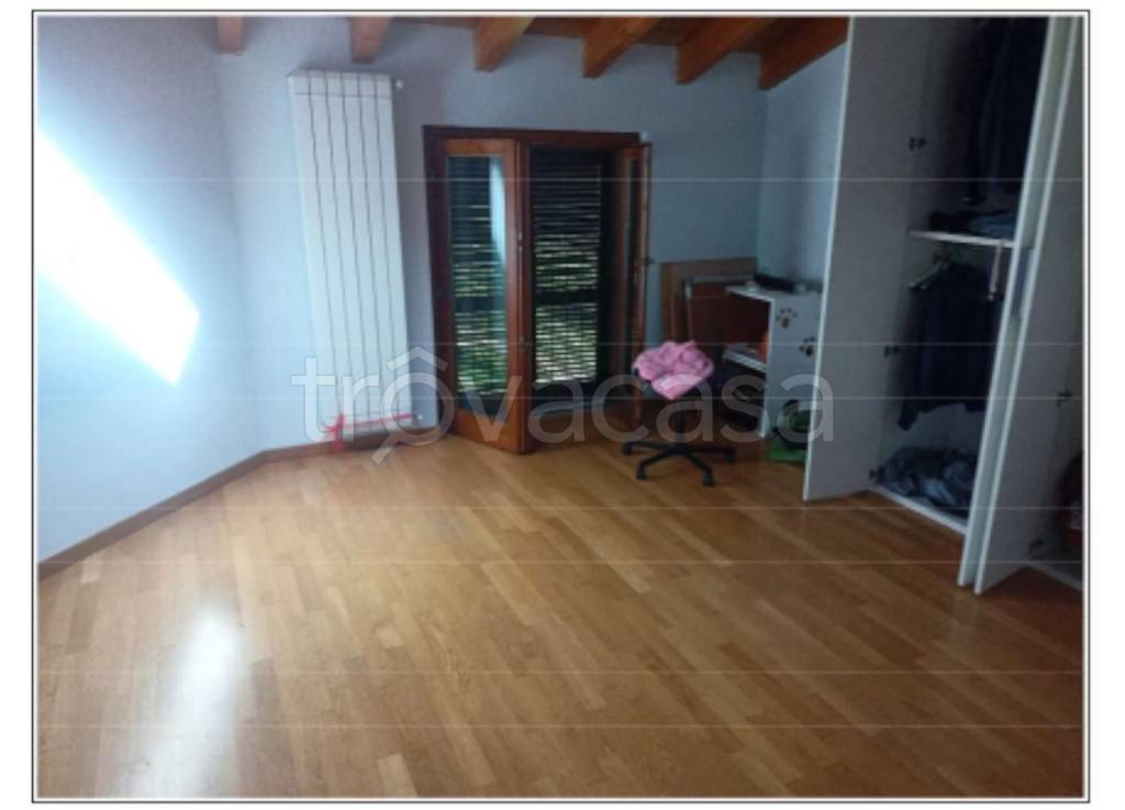 appartamento in vendita a Varano Borghi