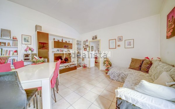 appartamento in vendita a Varano Borghi