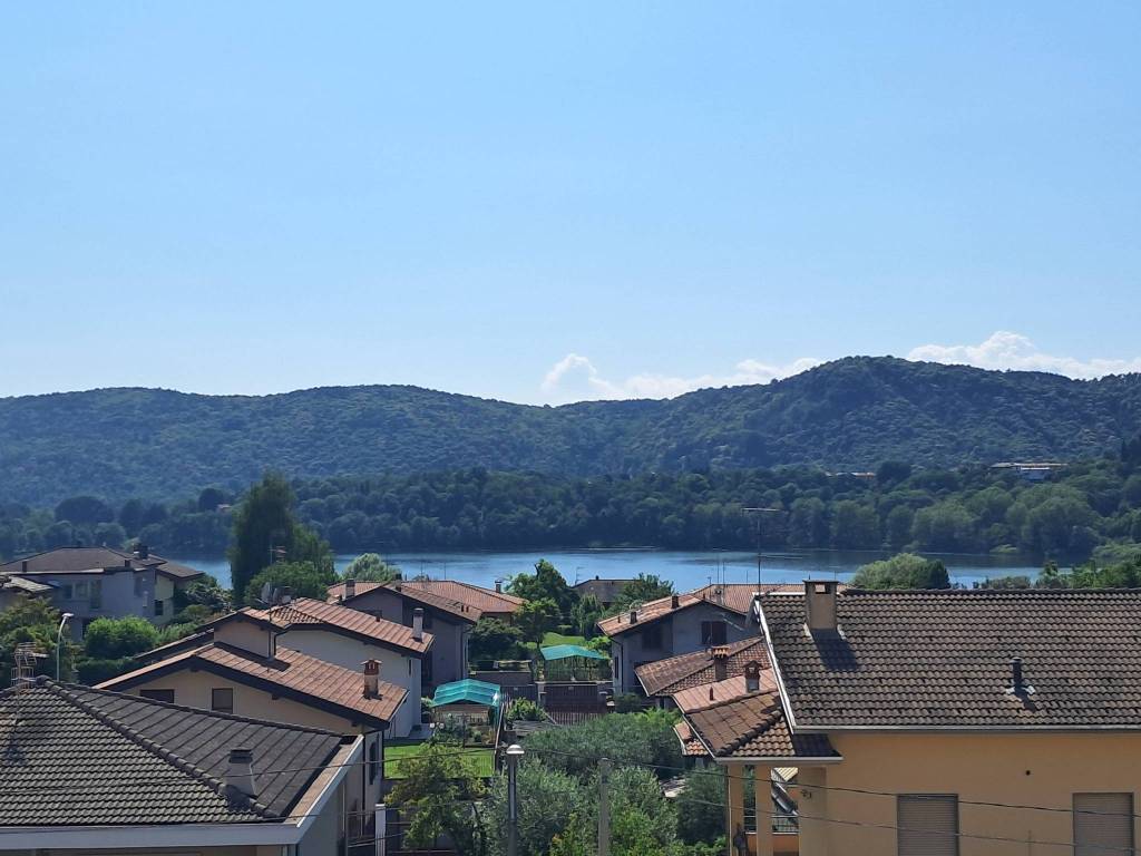 appartamento in vendita a Varano Borghi