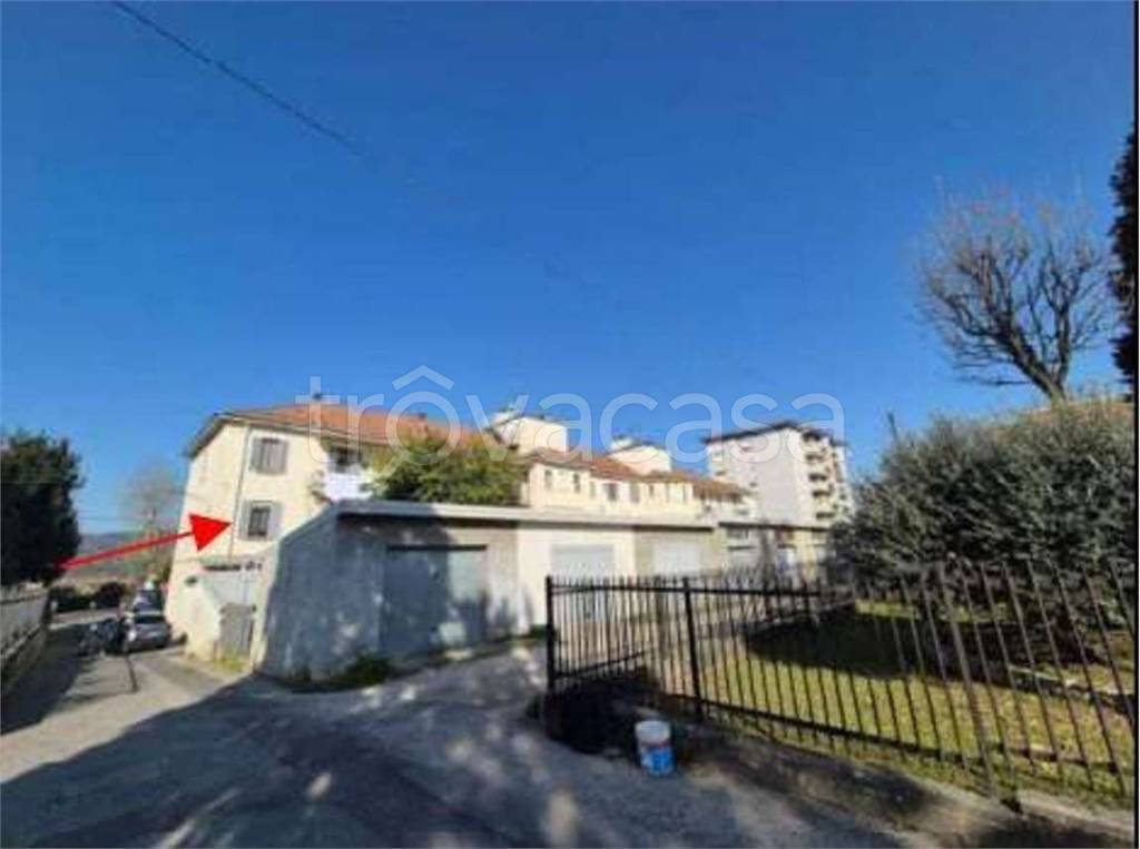 appartamento in vendita a Varano Borghi