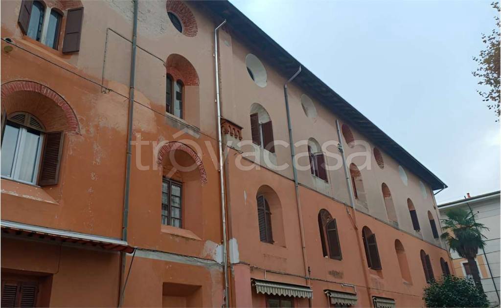 appartamento in vendita a Varano Borghi