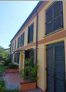 appartamento in vendita a Varano Borghi