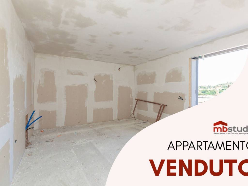 appartamento in vendita a Varano Borghi in zona Boffalora