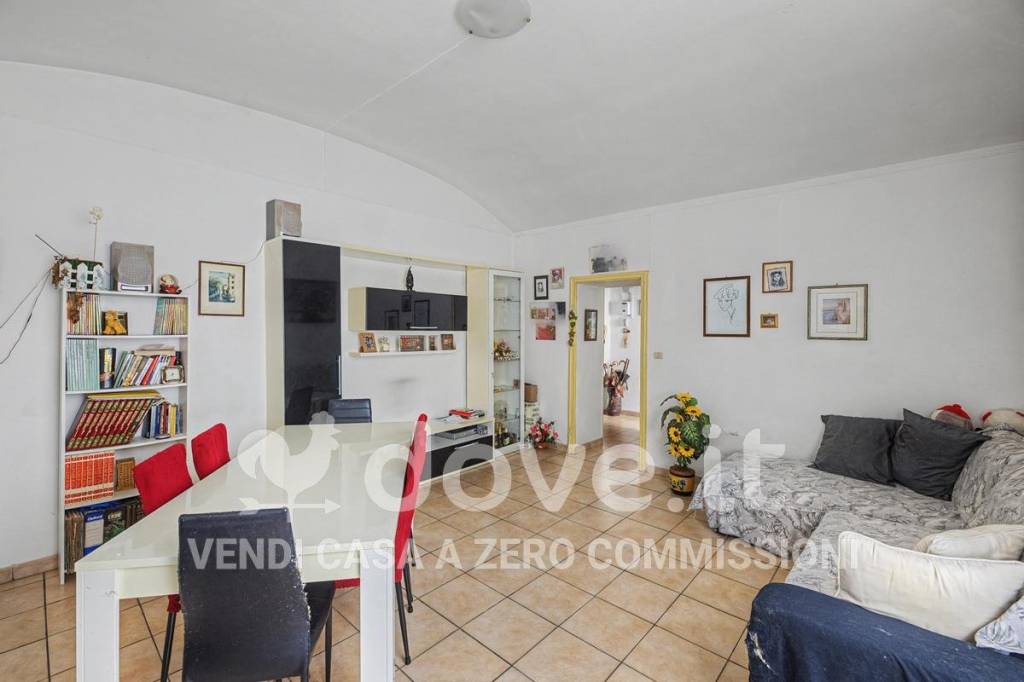 appartamento in vendita a Varano Borghi