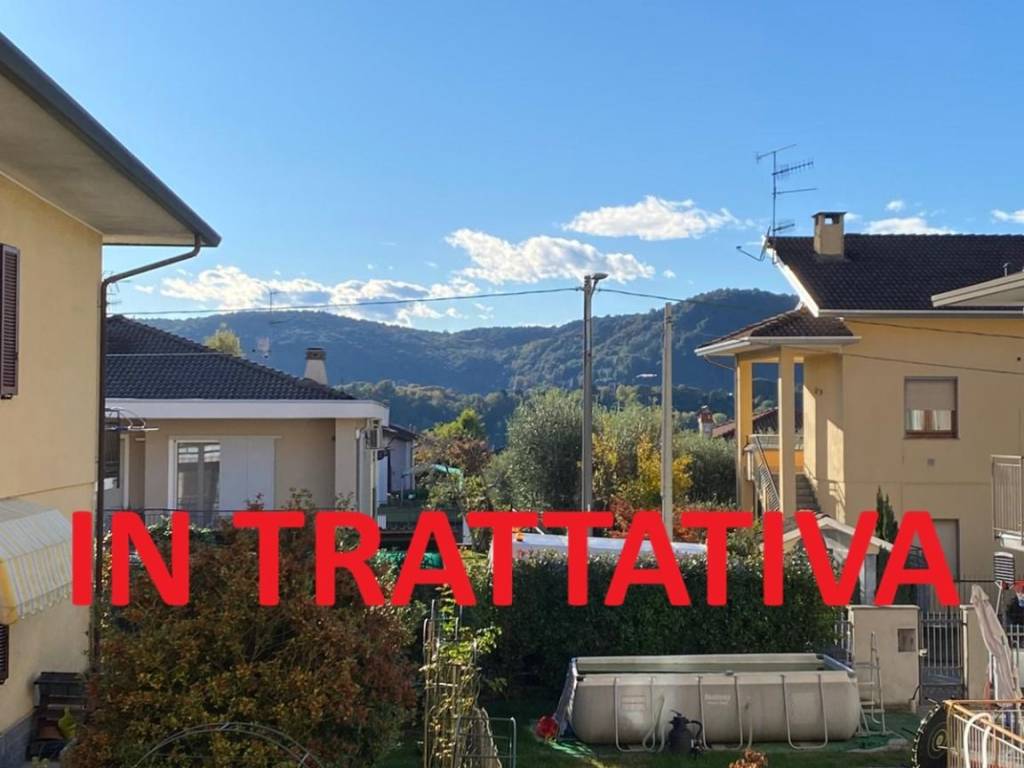 appartamento in vendita a Varano Borghi