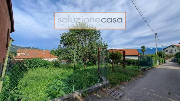 terreno edificabile in vendita a Varano Borghi