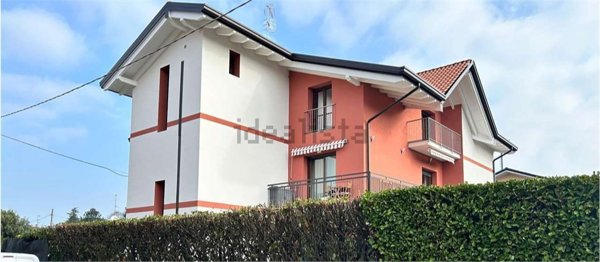 appartamento in vendita a Varano Borghi