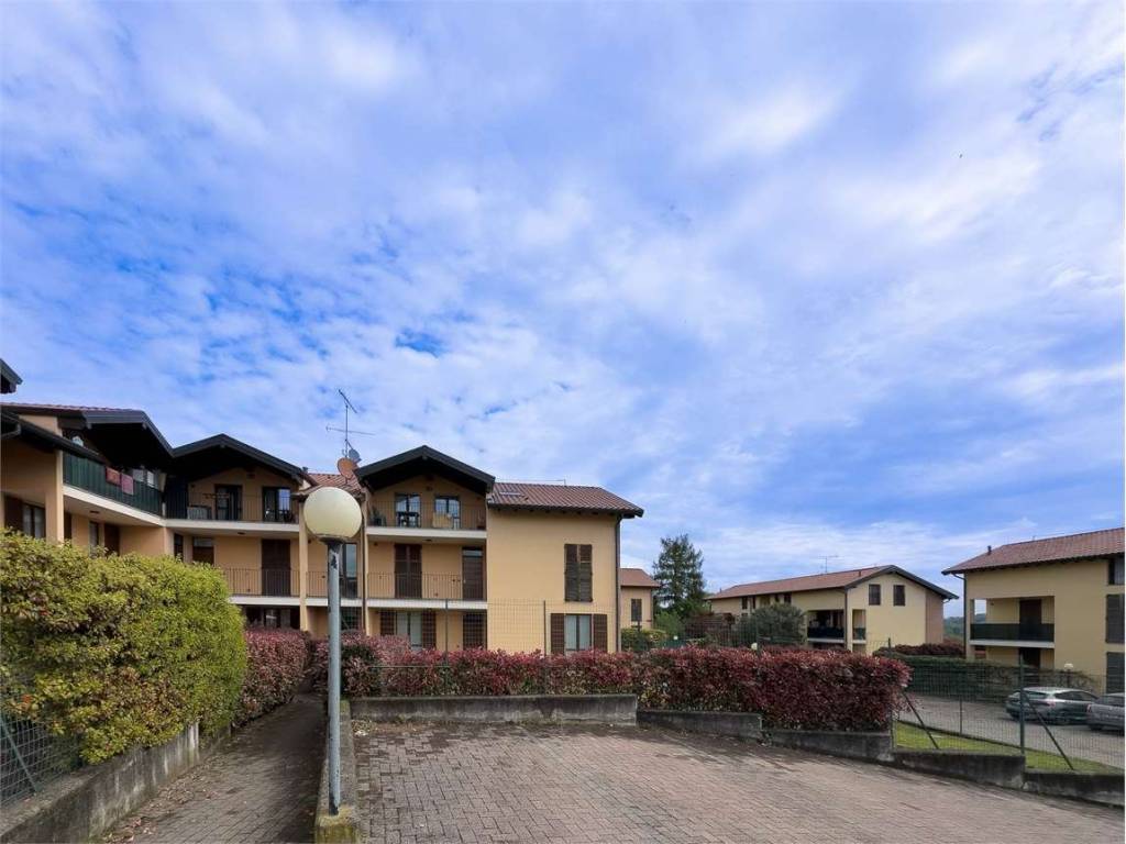 appartamento in vendita a Varano Borghi