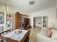 appartamento in vendita a Varano Borghi