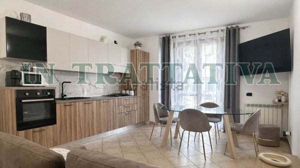 appartamento in vendita a Varano Borghi in zona Boffalora