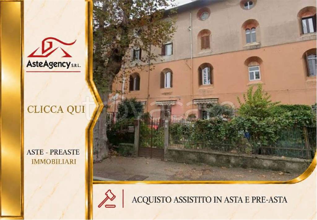 appartamento in vendita a Varano Borghi in zona Boffalora