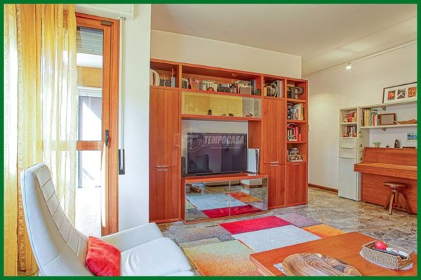 appartamento in vendita a Varese in zona Sant'Ambrogio