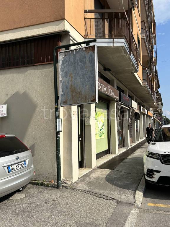 appartamento in vendita a Varese in zona San Gallo