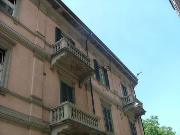 appartamento in vendita a Varese in zona Centro Città