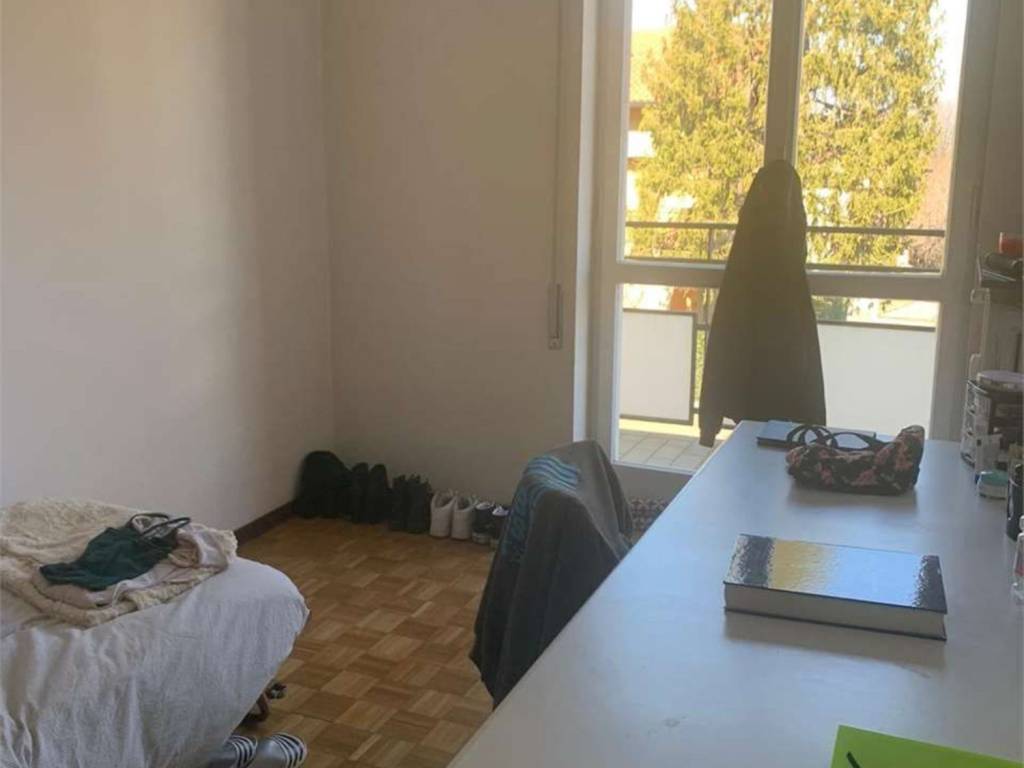 appartamento in vendita a Varese in zona Giubiano