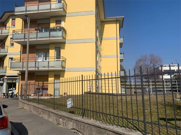 appartamento in vendita a Varese in zona Giubiano