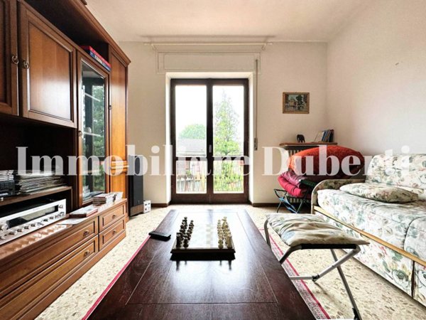appartamento in vendita a Varese in zona Casbeno
