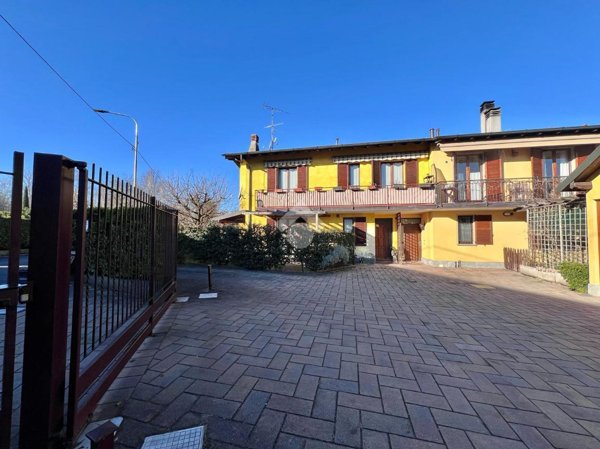 appartamento in vendita a Varese in zona Gaggio