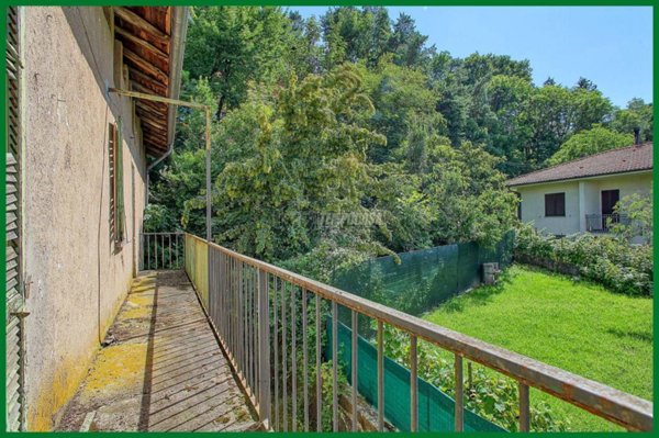 casa indipendente in vendita a Varese in zona Viale Belforte