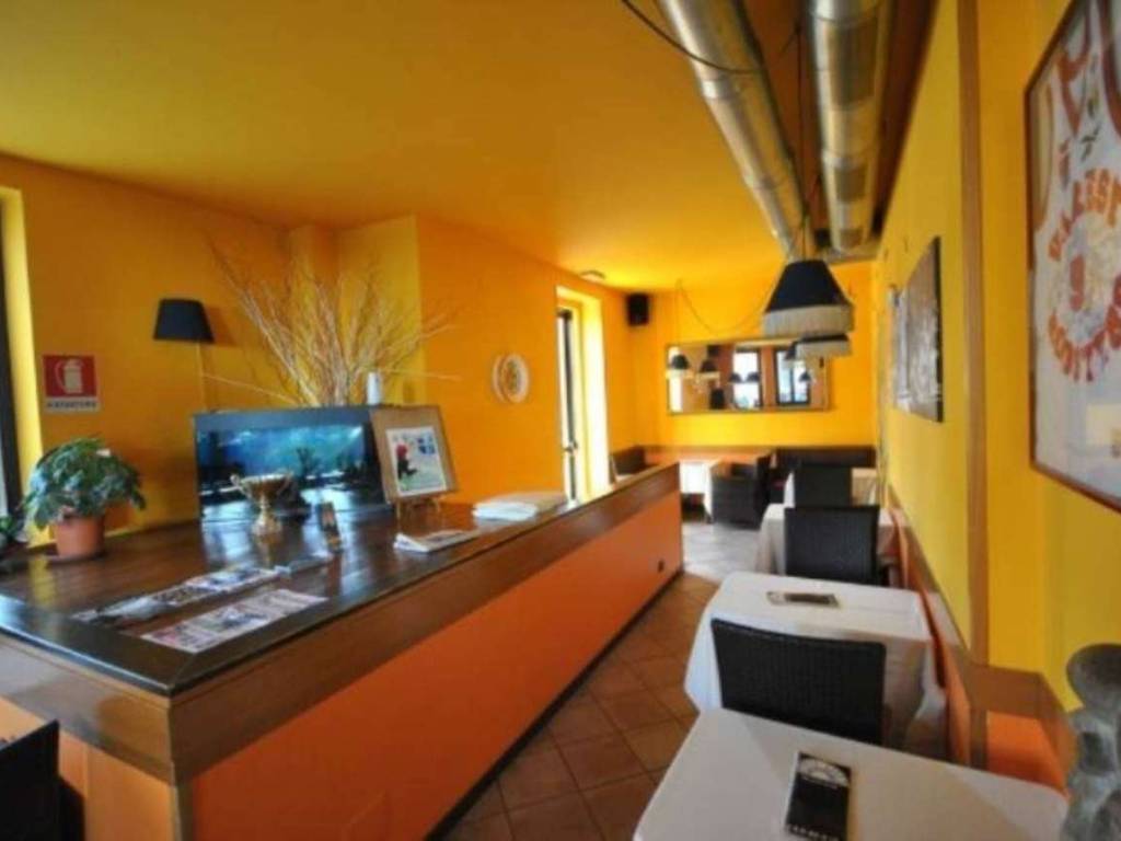 negozio in vendita a Varese in zona San Gallo