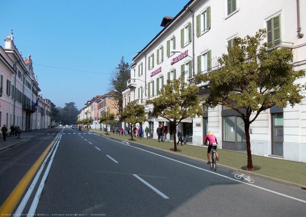 negozio in vendita a Varese in zona Centro Città
