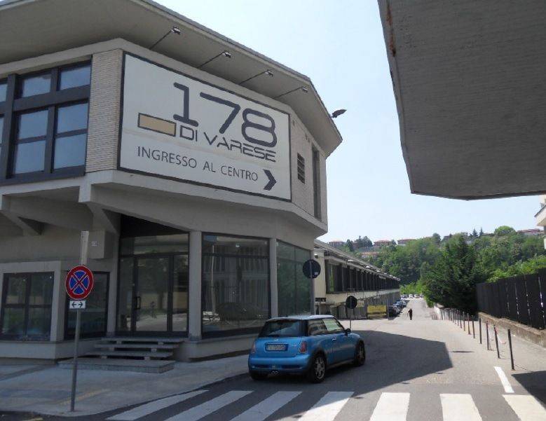 locale di sgombero in vendita a Varese in zona Viale Belforte