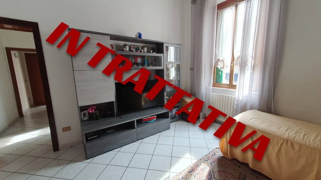 appartamento in vendita a Varese in zona Biumo